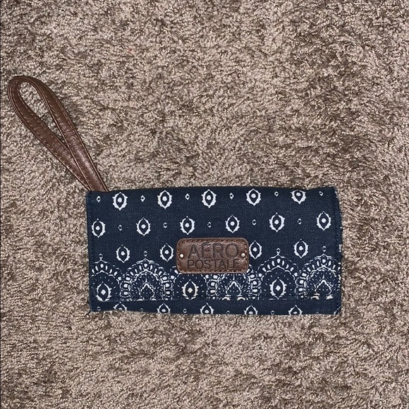 Aeropostale Handbags - Aeropostal wallet